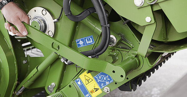 Серийная комплектация: включение групп ножей вручную