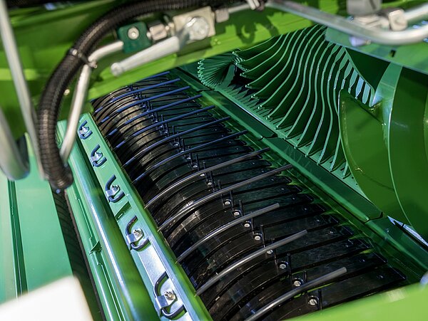 Привод подборщика