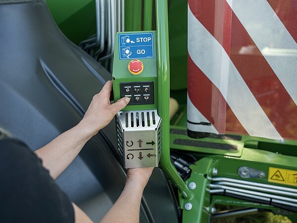 Комфортное управление крышкой камеры прессования