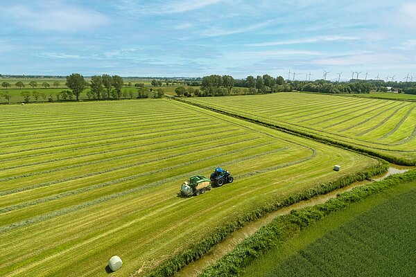 Сцепка и шасси